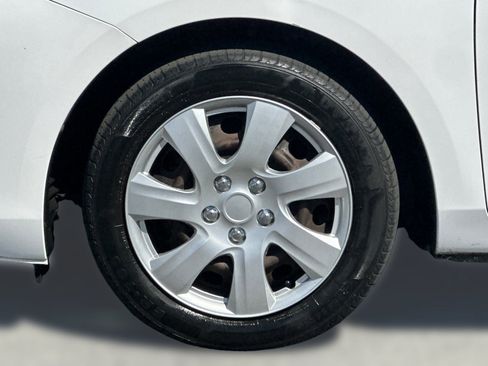 Used 2010 MAZDA MAZDA3 i Sport image 12