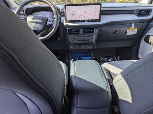 New 2026 Ford Maverick XLT w/ XLT Luxury Package image 26