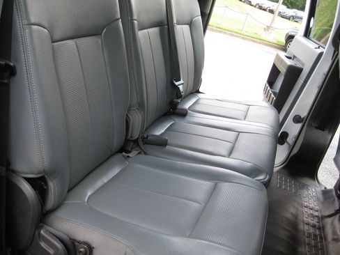 Used 2016 Ford F250 XL w/ Power Equipment Group AWD/4WD image 29