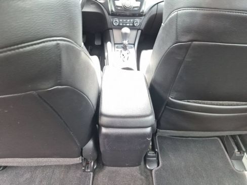 Used 2015 Acura ILX w/ Technology Package FWD image 32