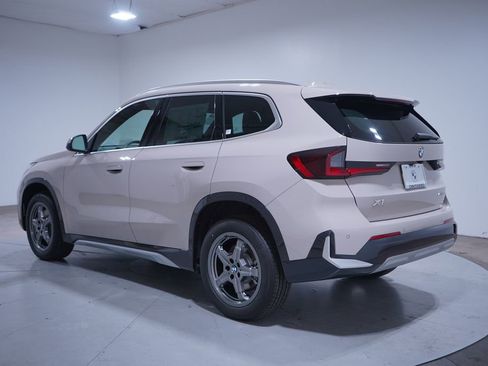 New 2026 BMW X1 xDrive28i w/ Convenience Package image 3