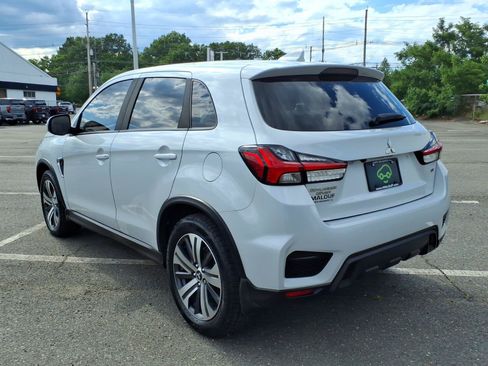 Used 2022 Mitsubishi Outlander Sport SE FWD image 4