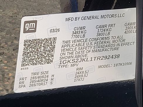 New 2026 GMC Yukon XL Denali w/ Denali Reserve Package image 14