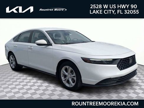 Used 2023 Honda Accord LX image 1