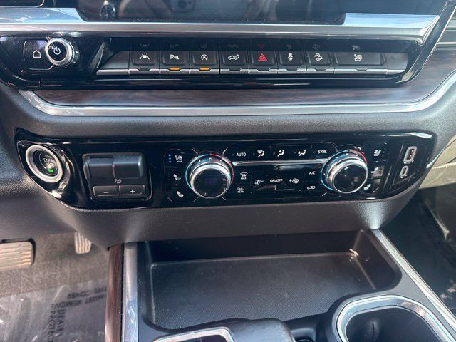 Used 2023 GMC Sierra 1500 SLT w/ SLT Premium Plus Package AWD/4WD image 20