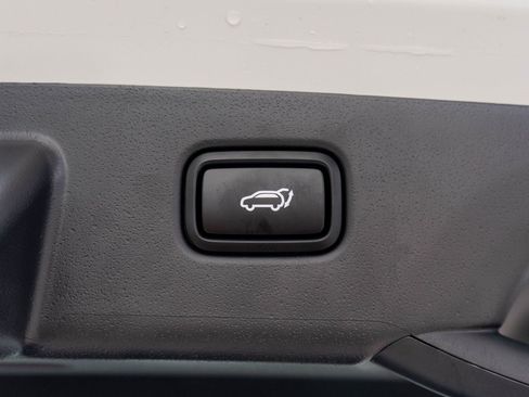 Used 2025 Kia Niro Wave w/ Wave Preserve Package image 33