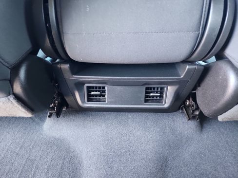 Used 2021 Chevrolet Silverado 2500 Custom w/ Custom Value Package AWD/4WD image 31