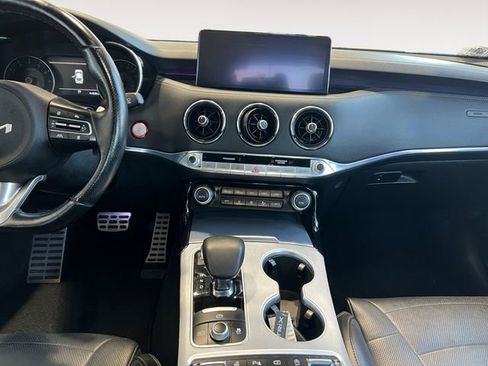 Certified 2023 Kia Stinger GT2 AWD/4WD image 9