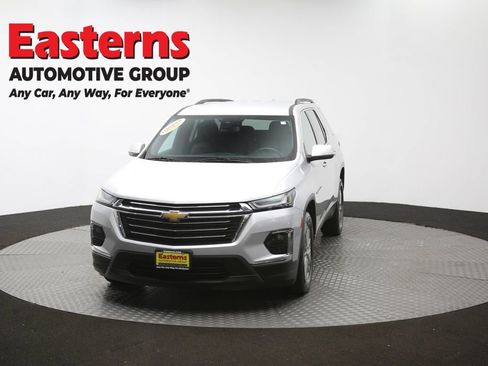 Used 2022 Chevrolet Traverse LT FWD image 54