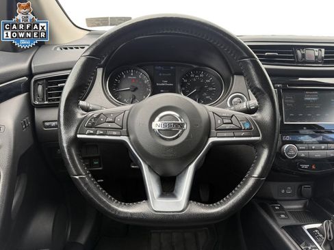 Certified 2022 Nissan Rogue Sport SV w/ Technology Package AWD/4WD image 12