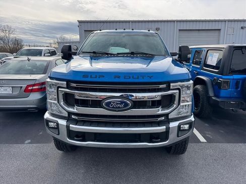 Used 2021 Ford F250 XLT w/ Tremor Off-Road Package image 2