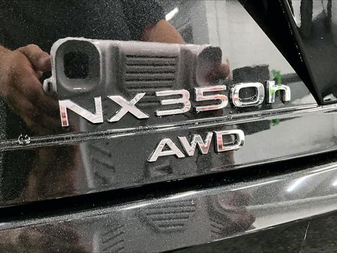 Used 2026 Lexus NX 350h AWD w/ Accessory Package (2T) image 9