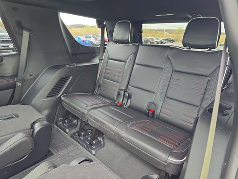 Certified 2025 GMC Yukon AT4 Ultimate w/ LPO, Floor Liner Package image 32