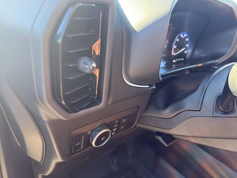 Used 2023 Ford Bronco Sport Heritage Limited image 11