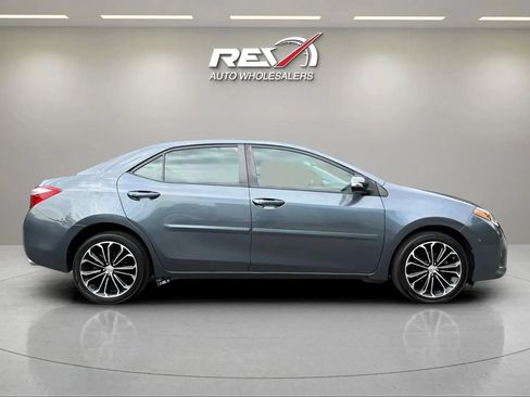 Used 2015 Toyota Corolla S Premium image 40