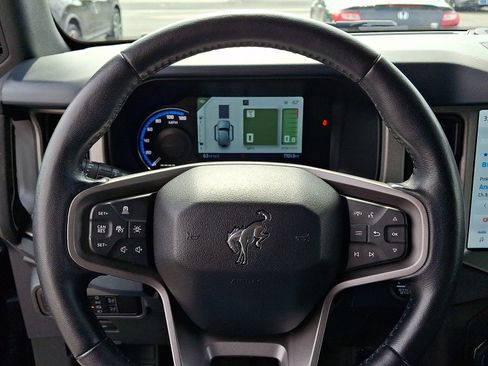 Used 2024 Ford Bronco Outer Banks AWD/4WD image 20
