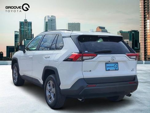 Used 2025 Toyota RAV4 LE image 3