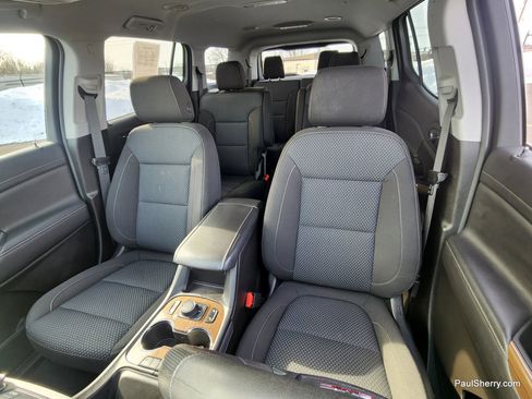 Used 2023 GMC Acadia SLE w/ Driver Convenience Package image 30