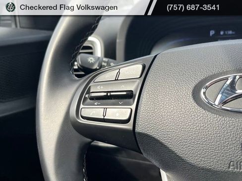 Used 2023 Hyundai Venue SEL w/ Cargo Package image 33