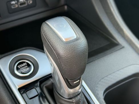 Used 2025 Nissan Sentra SV FWD image 20