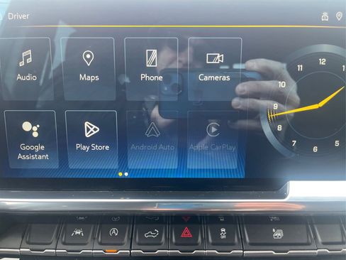 Used 2023 Chevrolet Silverado 1500 LT w/ Convenience Package II image 11