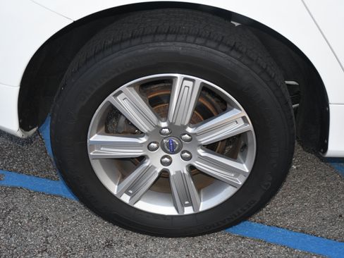 Used 2016 Volvo XC60 T6 image 23