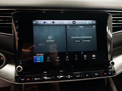 Used 2024 Jeep Wagoneer Series II w/ Flexible Seating Group image 39