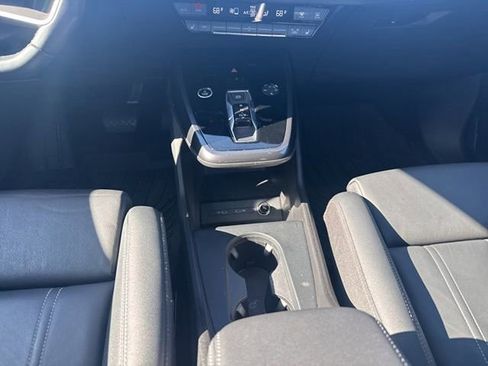 Used 2022 Audi Q4 e-tron Premium Plus image 19