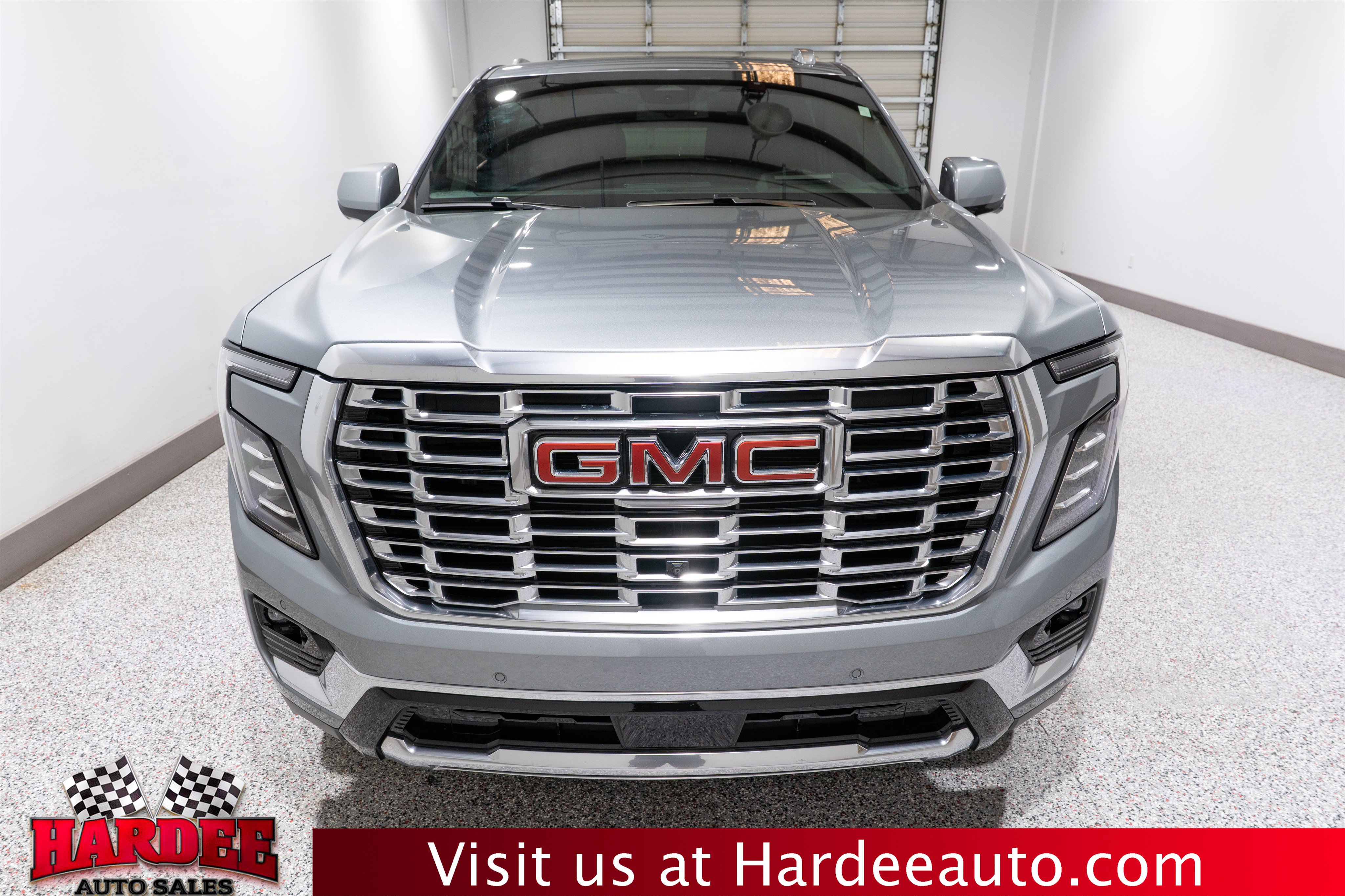 Used 2025 GMC Yukon XL Denali AWD/4WD image 7
