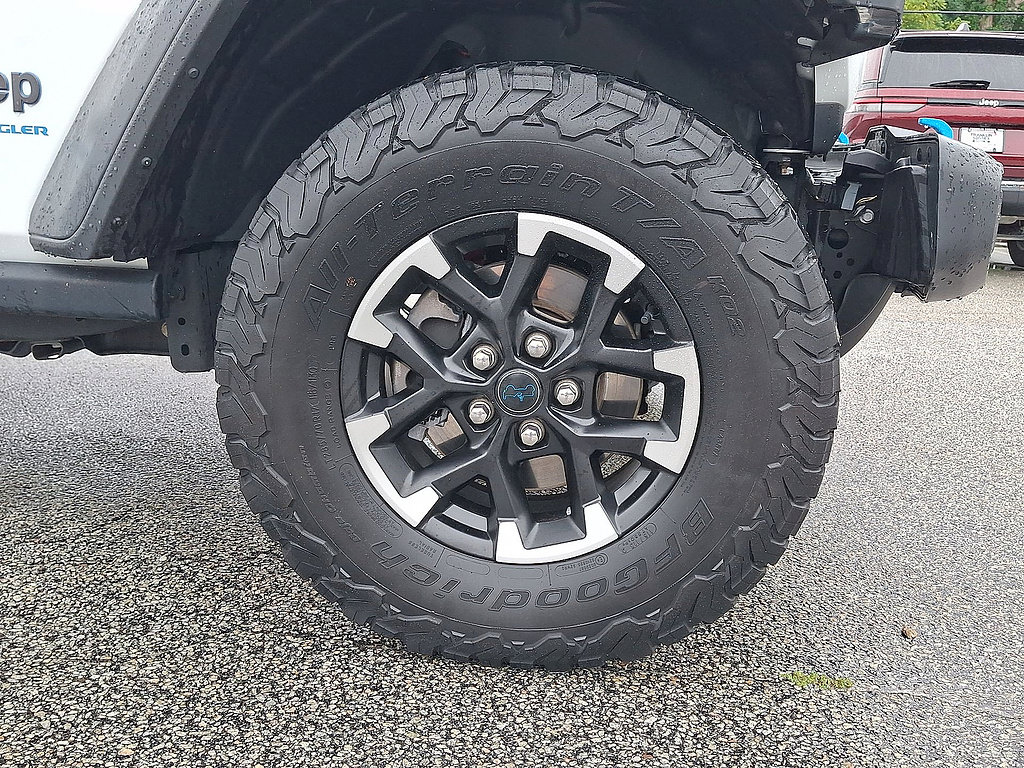 Used 2024 Jeep Wrangler Unlimited Rubicon 4xe w/ Convenience Group AWD/4WD image 27