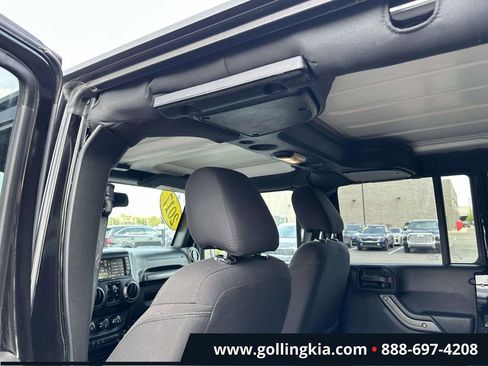 Used 2017 Jeep Wrangler Unlimited Sport w/ Quick Order Package 24S AWD/4WD image 15