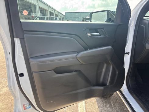 Used 2024 GMC Canyon Elevation RWD image 9