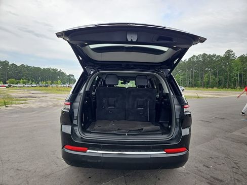 Used 2022 Jeep Grand Cherokee L Limited w/ Luxury Tech Group II AWD/4WD image 18