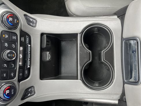 Used 2015 Chevrolet Tahoe LT image 31