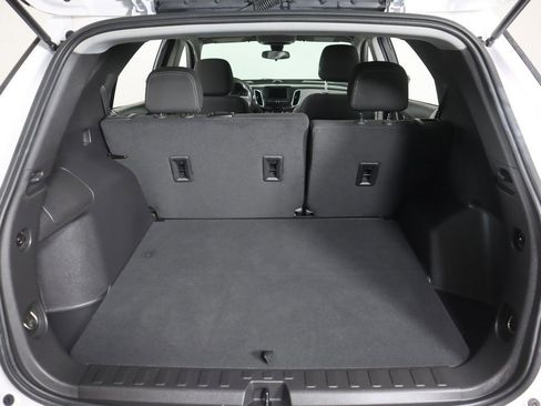 Used 2024 Chevrolet Equinox LS image 16