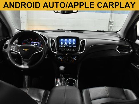 Used 2022 Chevrolet Equinox Premier image 2