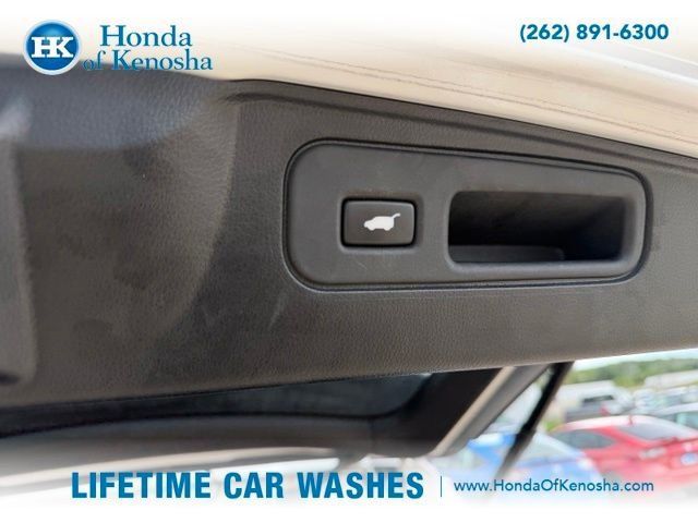 Used 2024 Honda Passport EX-L image 8