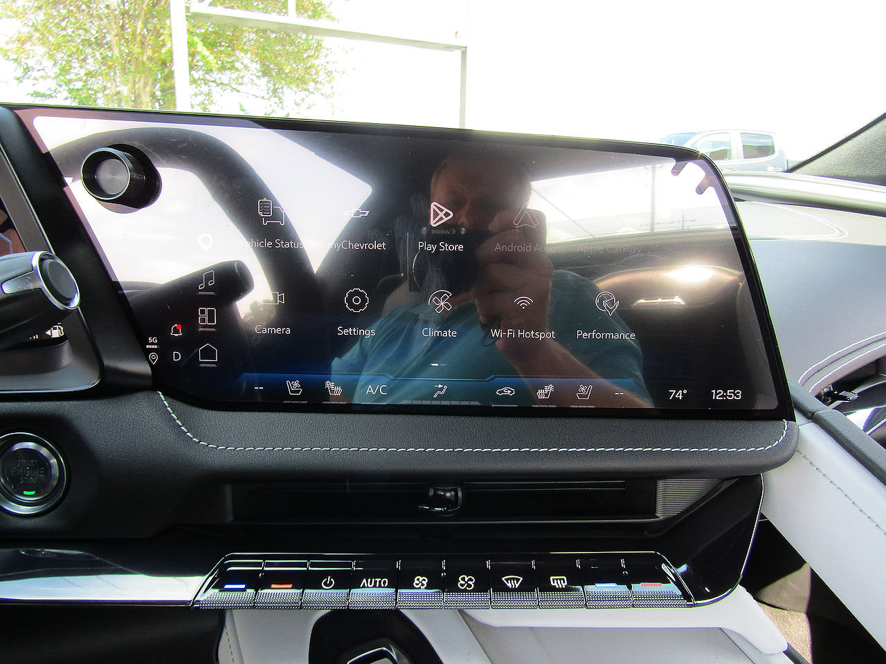 Used 2026 Chevrolet Corvette Stingray Preferred Conv w/ Z51 Performance Package RWD image 16