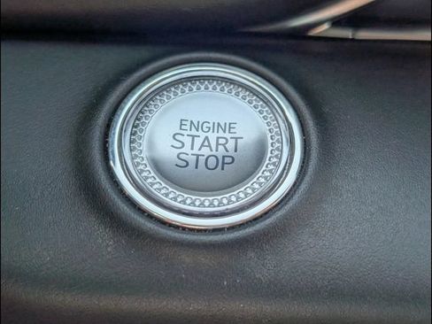 Used 2024 Genesis GV80 2.5T AWD/4WD image 11