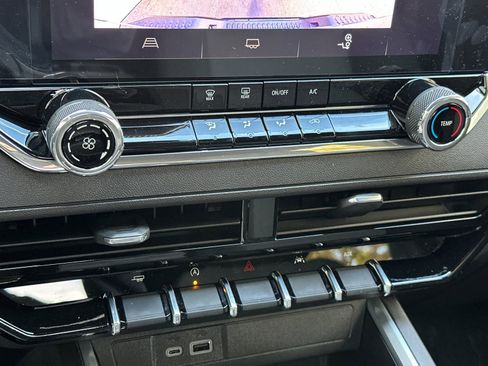 New 2026 Chevrolet Colorado W/T image 23