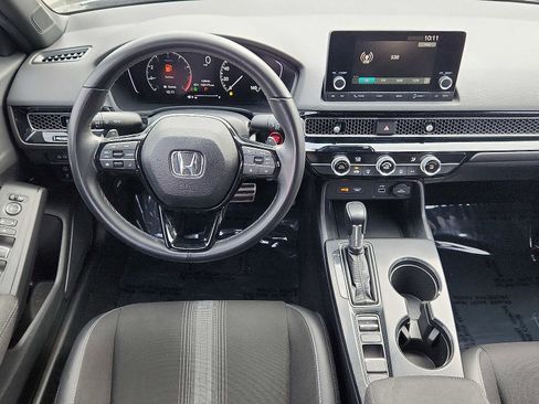 Used 2023 Honda Civic Sport image 11