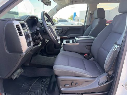 Used 2018 GMC Sierra 1500 SLE w/ SLE Value Package AWD/4WD image 14