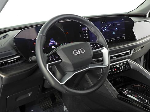 Used 2025 Audi Q5 Premium w/ Convenience Package AWD/4WD image 31
