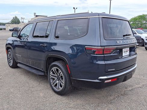 Certified 2023 Jeep Wagoneer Series II w/ Convenience Group I AWD/4WD image 28