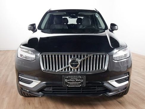 Certified 2023 Volvo XC90 B6 Plus w/ Protection Package AWD/4WD image 2