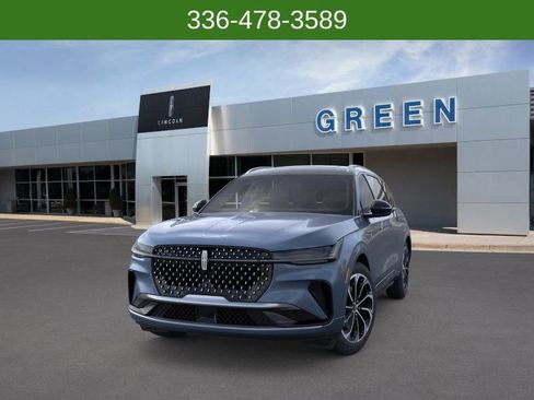 New 2026 Lincoln Nautilus Reserve AWD/4WD image 2
