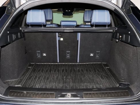 Used 2020 Land Rover Range Rover Velar R-Dynamic S image 64