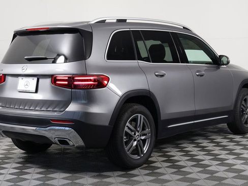 New 2026 Mercedes-Benz GLB 250 image 2