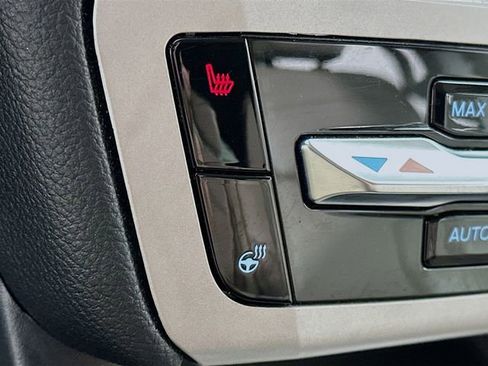 Used 2024 Ford Explorer XLT w/ Equipment Group 202A image 21