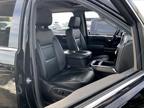 Used 2020 GMC Sierra 3500 Denali w/ Denali Ultimate Package image 7